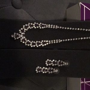 Statement necklace and earring set